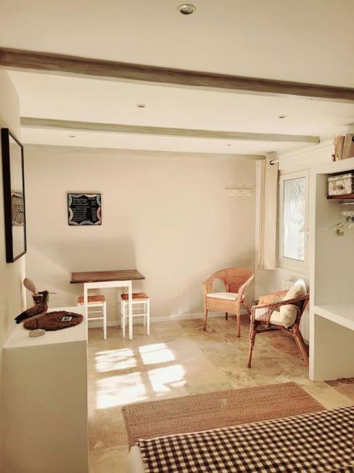 Studio Couleur Camargue Intra-Muros Free parking Aigues-Mortes Extérieur photo